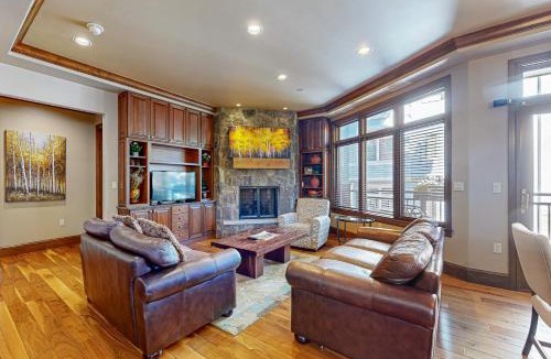 Vail Apartment | Lion Square Lodge Tower T401