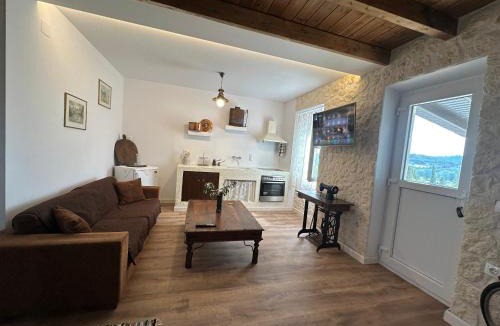 Termenades House | Liotrivi Suites