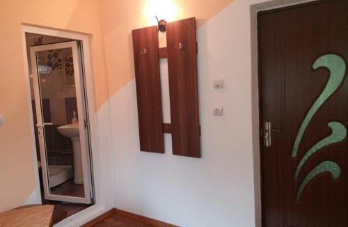 Dambovicioara House | Lip si Ely