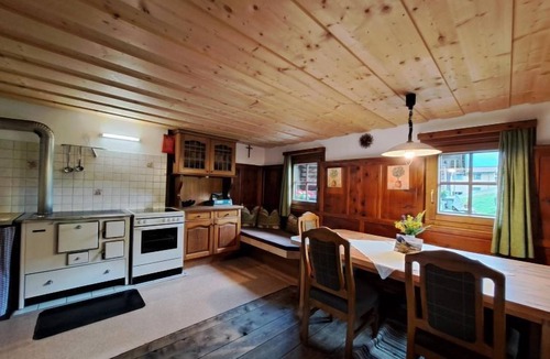 Vorderlanersbach House | Lippnerhütte by Interhome
