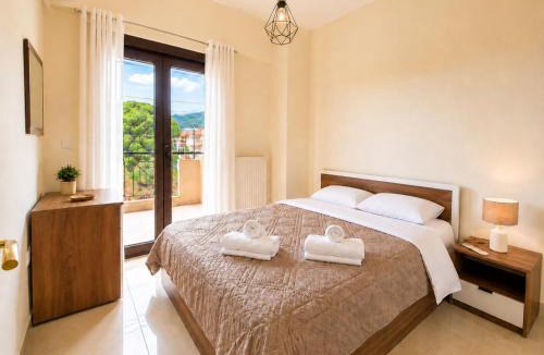 Polygyros Villa | Lirtzis Deluxe Villa