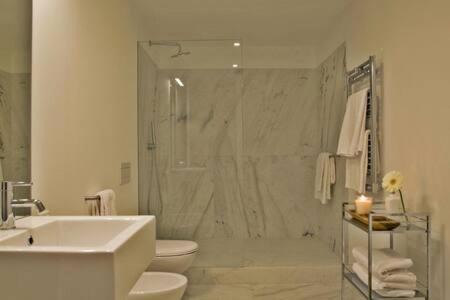 Misericordia Apartment | Lisbon Combro 77 Charming Studios by Get Your Stay