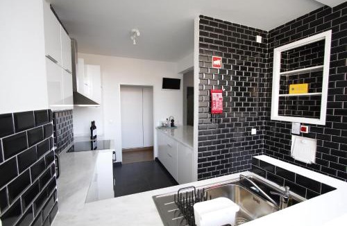 Lisbon Old Town Apartment | Lisbon Domus 74 by amcf