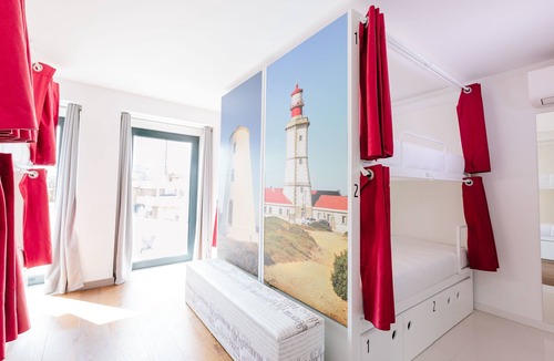 Cacilhas Hostel | Lisbon South Hostel