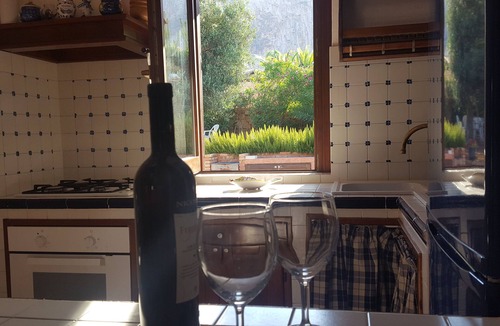 Cornino Cottage | Lisca Blu villa 6+2 pp, seaside, A/C, Wifi, free parking and 2 bathrooms. Dogs allowed
