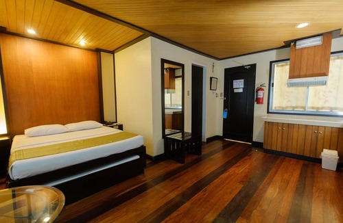 Davao Hotel | Lispher Inn