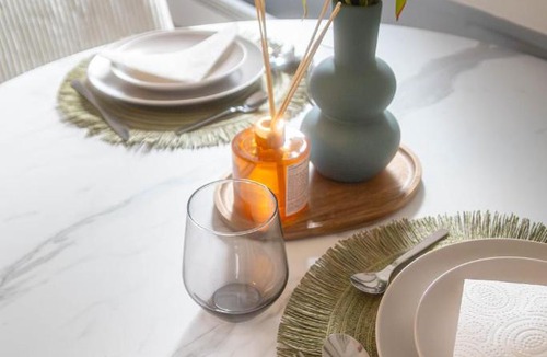 Quartier Grammont Apartment | Literie d'exception, luxe calme et confort