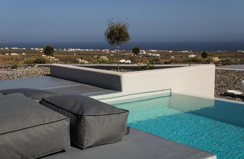 Kamari Apartment | Lithora Suites Santorini