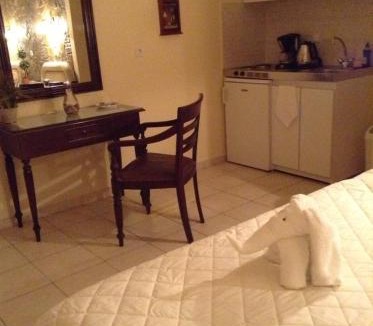 Plomari Apartment | Litsa