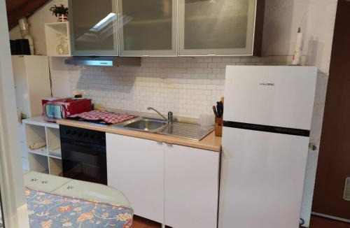 Luino Apartment | Little 58