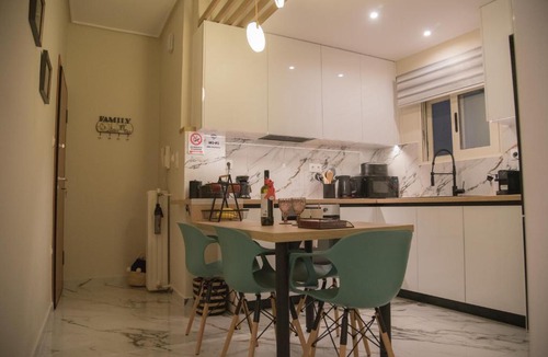 Pangrati Apartment | Little Acropolis