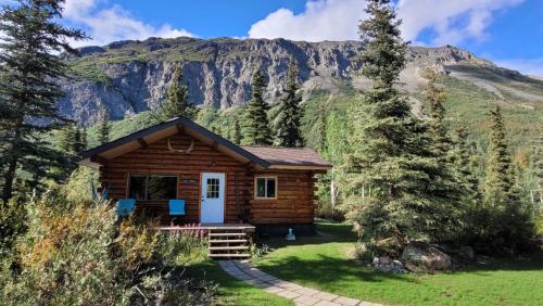 Sutton House | Little Bear Getaway Cabins