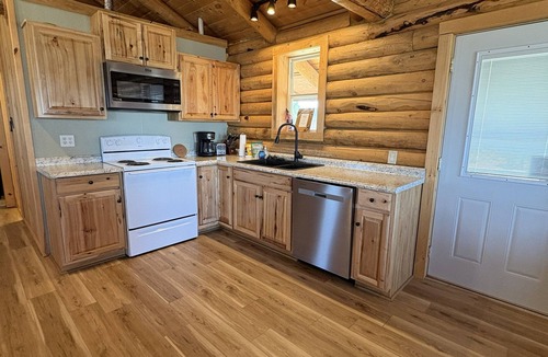 Linton Cabin | Little Beaver Cabin -Rustic Riverfront Retreat near Linton, 1 hour from Bismarck
