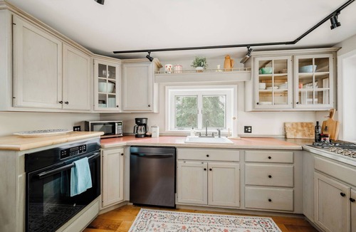 Boyne City Cabin | Little Cabin in the Woods: Lake Charlevoix Access