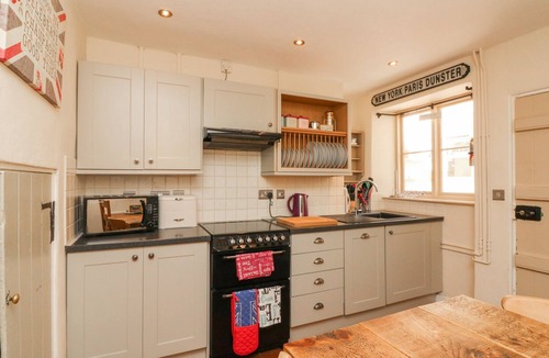 Dunster Cottage | Little Dragons