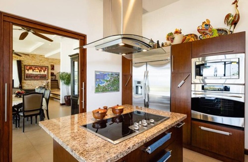 Coco House | Little Dubai 4 BR Luxury Villa in Pacifico Ocean View & Infinity Pool 8 Guests