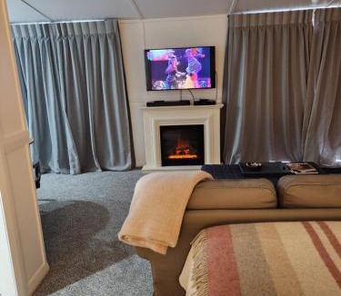Matamata Apartment | Little Eden