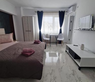 Braila Apartment | Little Escape