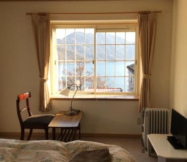 Nikko Bed & Breakfast | Little Forest Inn Nikko