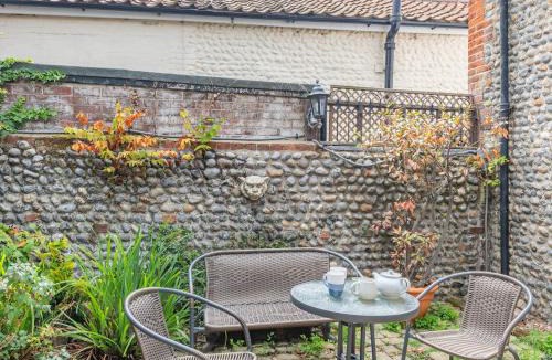 Bacton House | Little Garth