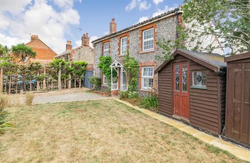 Bacton House | Little Garth