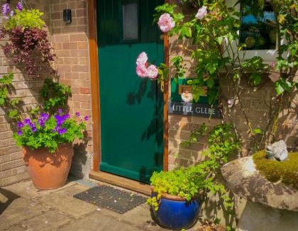 Alweston Apartment | Little Glebe