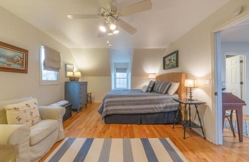 Douglas House | Little Grey Cottage - Beautifully decorated large vacation home - Walking distance to Lake Michigan!