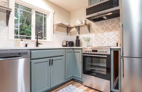 Glacier House | Little Haven Cottage