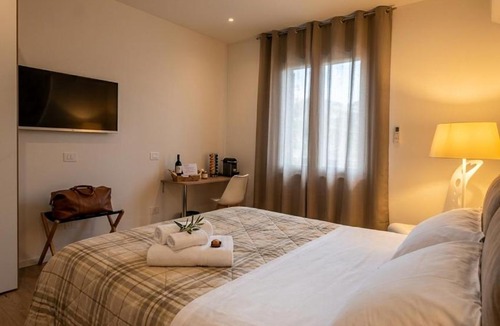 Azzano San Paolo House | Little House Leonardo Airport