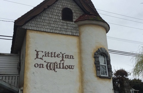 Chemainus House | Little Inn on Willow