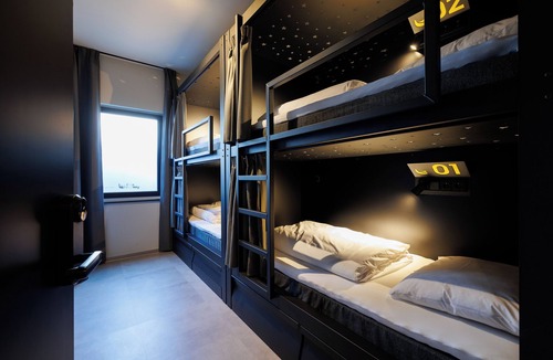 Oude Markt Hostel | Little Monkey Hostel