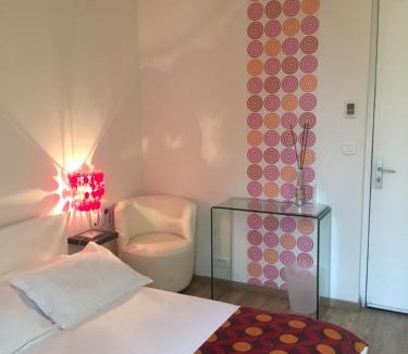 Thiers Hotel | Little Palace