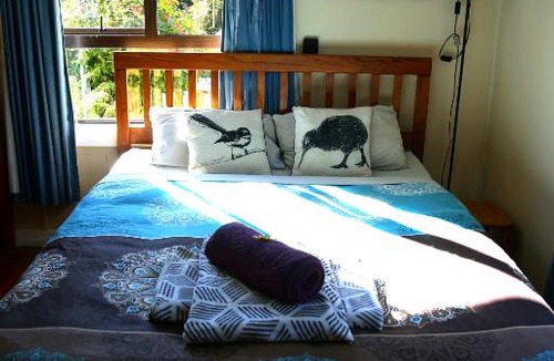 Dunollie Bed & Breakfast | Little Paradise & Petting Farm