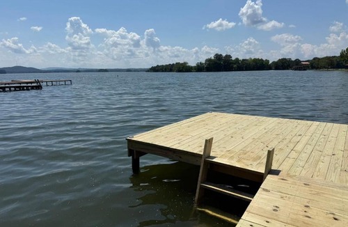 Cedar Bluff Apartment | Little River Marina