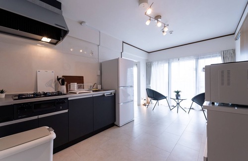 Ginowan House | Little Santa
