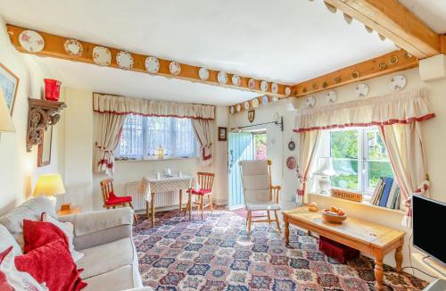 Bridport House | Little Thatch