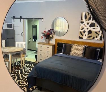 Uvongo Apartment | Little West