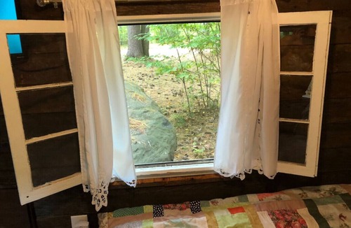 Pine City House | Little Wooded Retreat with breakfast and spa!