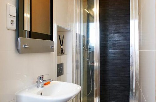 Friedrichshain House | LittleFriedrichRooms @ propellerwerk