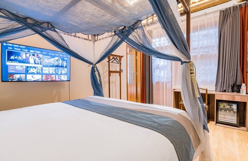 Downtown Beijing Hotel | Liuli Tile Courtyard Hotel Tian Anmen Wangfujing Houhai