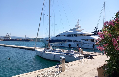 La Spezia Historic Centre Boat Rental | Live a unique experience of sleeping on a sailboat, or take a boat tour