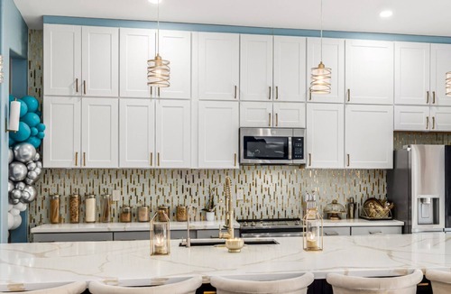 Siesta Foothills House | Live Above The Ordinary at Millionaire Mountainside Villa