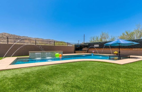 Siesta Foothills House | Live Above The Ordinary at Millionaire Mountainside Villa