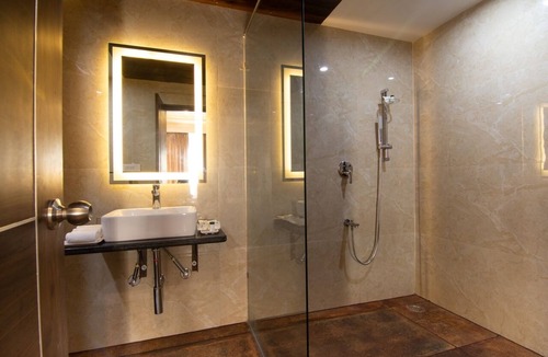 Marathahalli Hotel | Liverpool Hotels, Outer Ring Road, Marathahalli