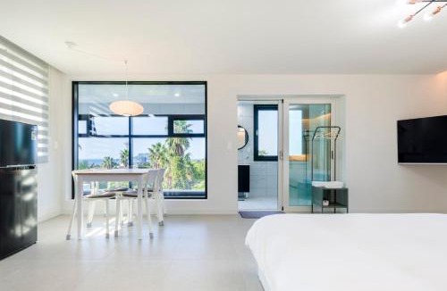 Hallim House | Liverpool & Spa