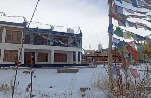 Leh House | Living stones