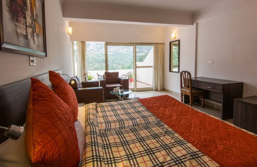 Kumarhatti Resort | Livingstone Misty Mountains resort Studio Room