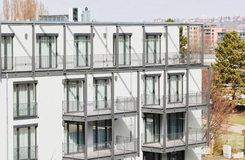 Berg Apartment | Livisit Bergpartment 23 - Doppelbettzimmer 27 qm - mit Südbalkon