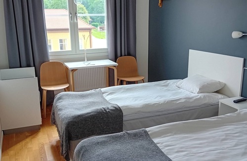 Ljungskile Hotel | Ljungskile Folkhögskola Kurs & Konferens Hotell