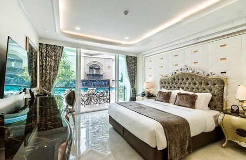 North Pattaya Hotel | LK Emerald Beach